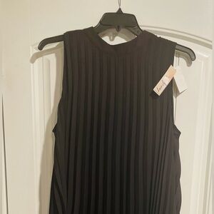 Love Squared Pleated sleeveless plus size dress